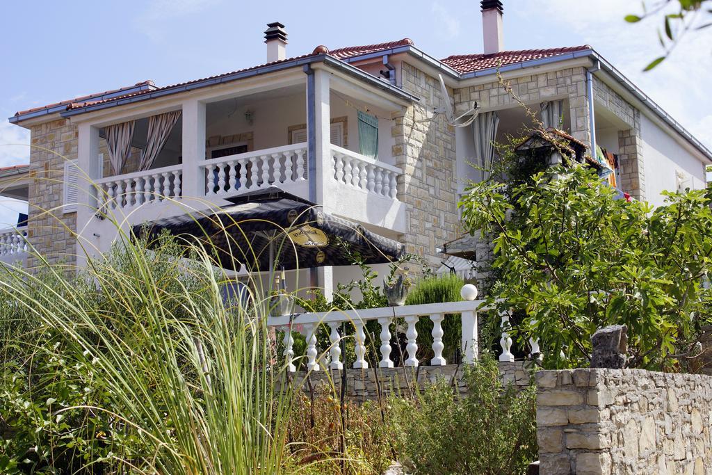 Apartment Solta *