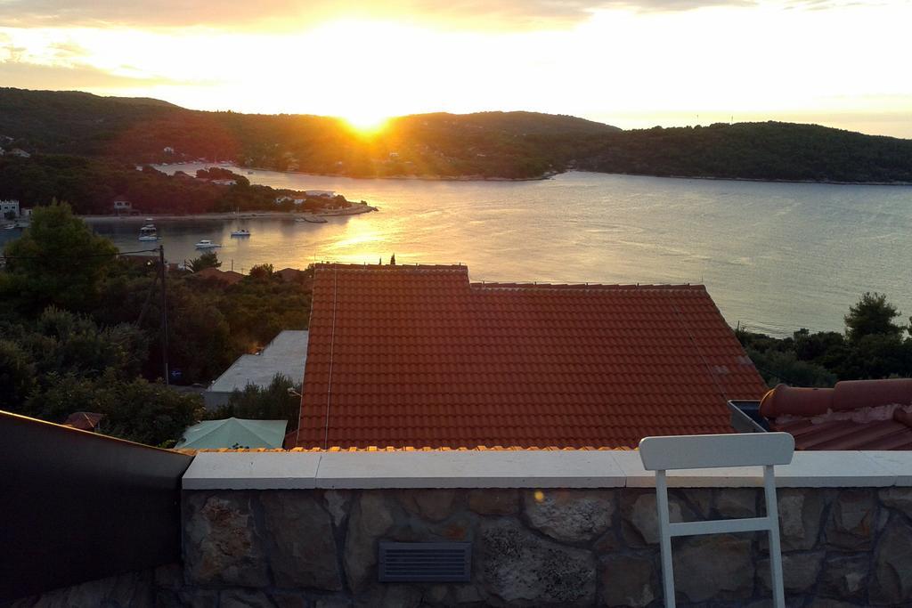 Solta Apartment Necujam