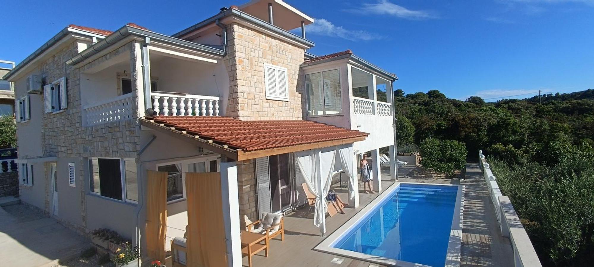 Solta Apartment Necujam